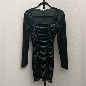 Steve Madden Women’s Dark Green Velvet Long Sleeve Dress